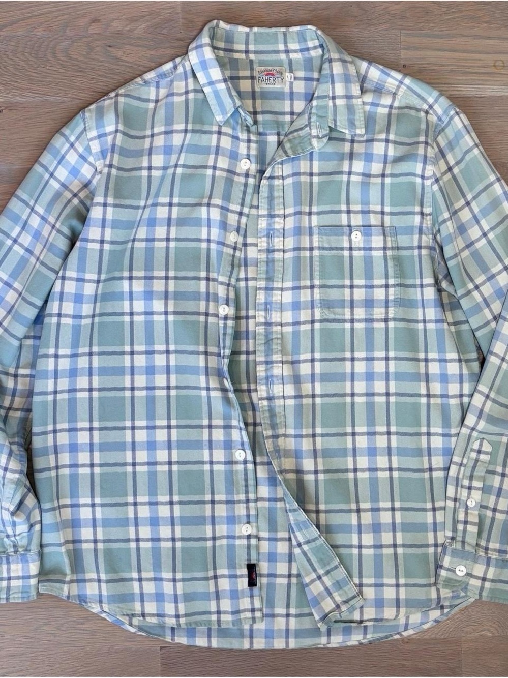 Faherty Light Seafoam and Blue Plaid Button-Down Shirt - Men's